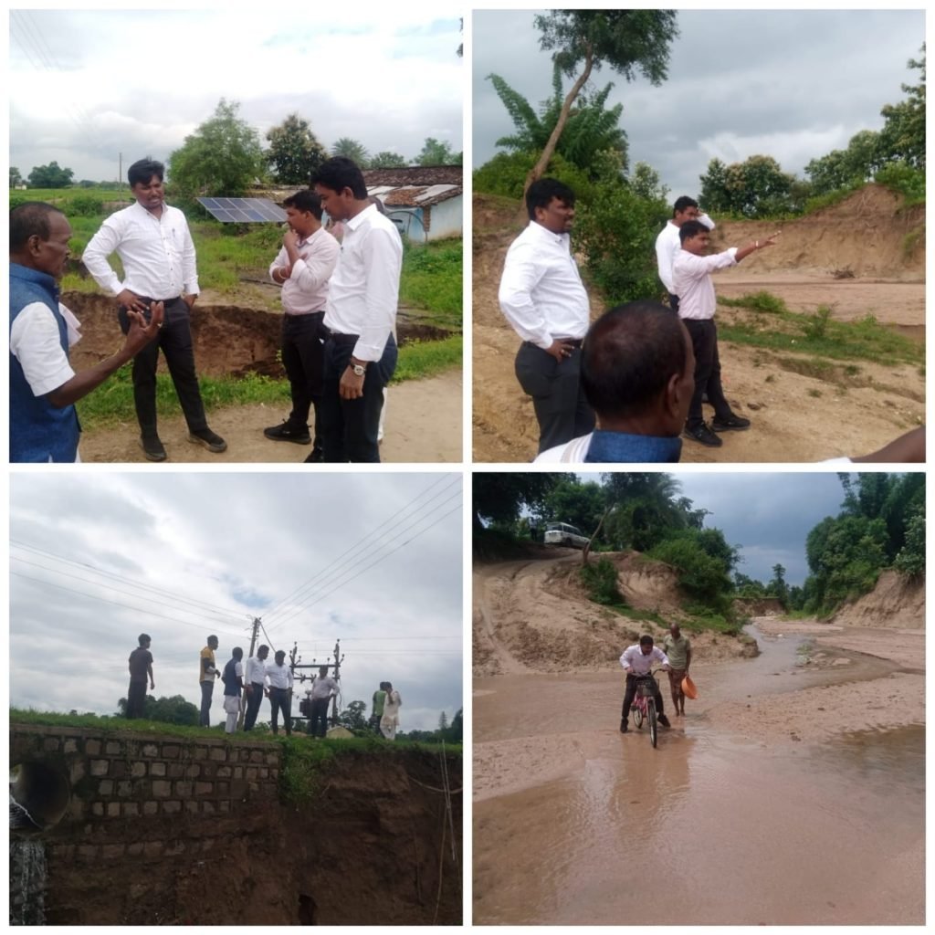 किसान सियाराम ठाकुर की खेत व नाला देखने गए एसडीएम मैनपुर