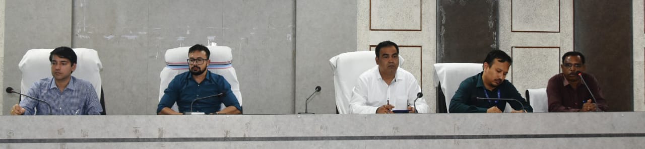 कलेक्टर की अध्यक्षता में डीएलसीसी की बैठक आयोजित