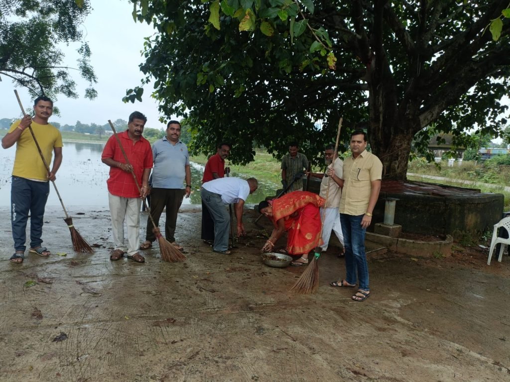 भाजपा मंडल ने सेवा पखवाड़ा के तहत स्वच्छता अभियान चलाया