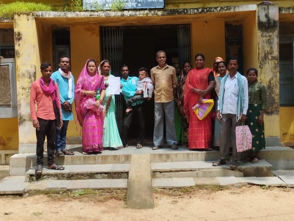 यशवंत कुमार यादव के नेतृत्व में उपसंचालक समाज कल्याण विभाग को ज्ञापन सौंपा