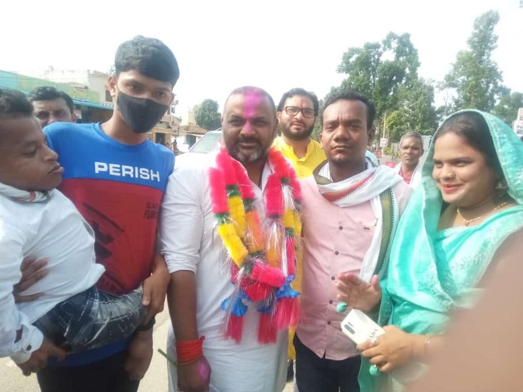 तिरंगा चौंक धवलपुर में सुशील सन्नी अग्रवाल का कांग्रेसियों ने स्वागत किया