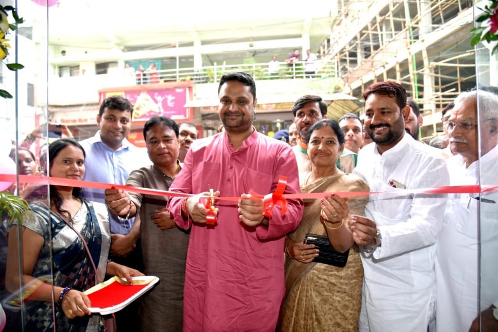 जिले में सी-मार्ट एवं सिटी सर्विलांस सिस्टम का हुआ शुभारंभ