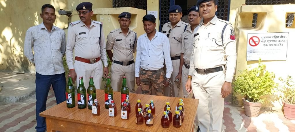 जिला बलौदाबाजार-भाटापारा पुलिस द्वारा शराब के अवैध बिक्री के गोरखधंधे में शामिल लोगों की धरपकड़ हेतु चलाया गया विशेष अभियान