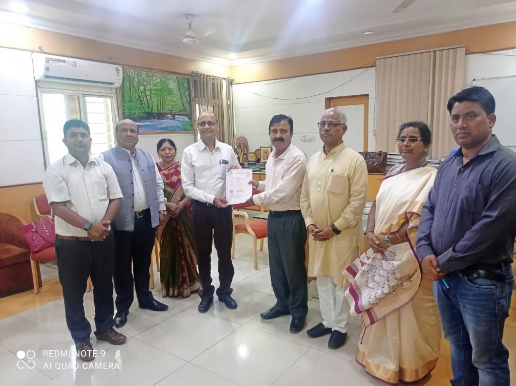 आईएसबीएम विवि ने एमओयू साइन किया