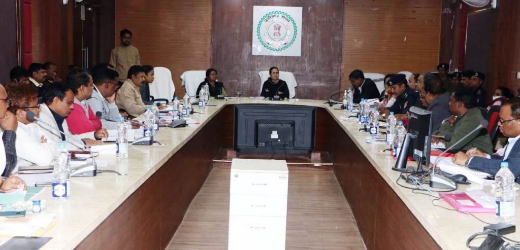 रामायण मंडली प्रतियोगिता आयोजन हेतु आयुक्त आदिवासी विभाग को आवश्यक तैयारियां करने दिए निर्देश