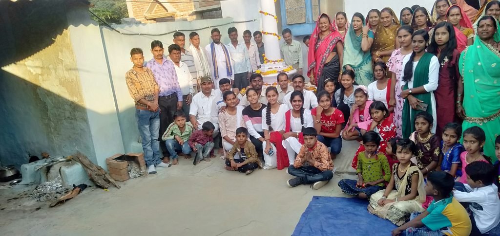 ग्राम तिल्दा में संत शिरोमणि गुरुघासीदास बाबा का जयंती हर्षोल्लास के साथ मनाए गए।।