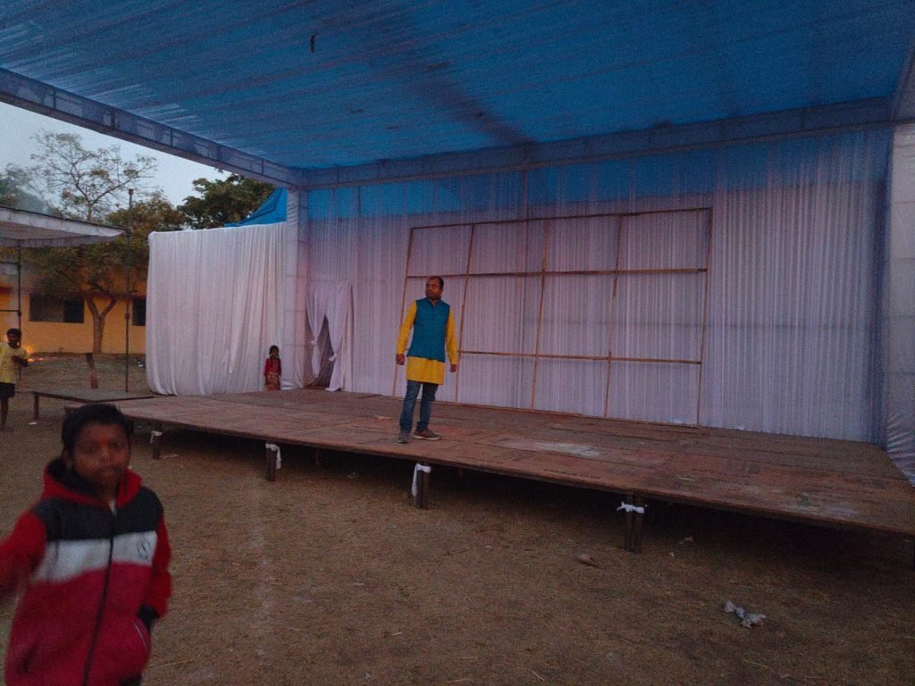 लाहोद हाई स्कूल मैदान में 22 दिसम्बर को मुख्यमंत्री आगमन को लेकर विमल साहू ने तैयारी को लेकर निरीक्षण किये।।