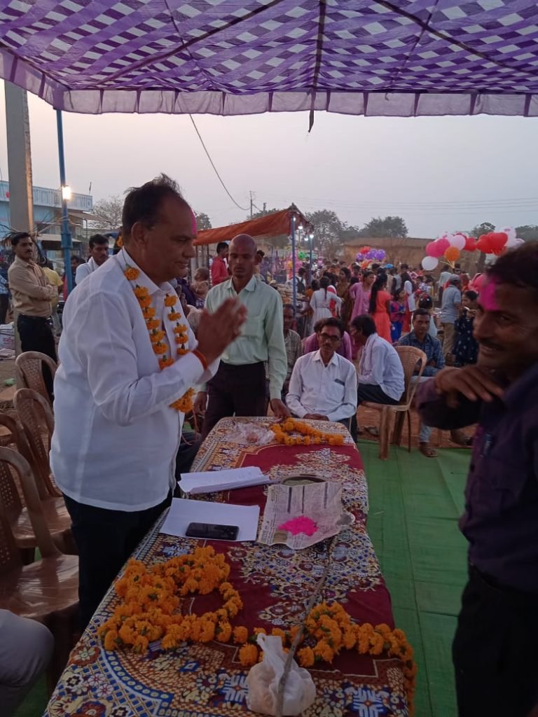 ग्राम खपरी खुर्द में मड़ाई मेला संस्कृति कार्यक्रम में सम्मिलित होकर लाखों रुपए के विकास कार्यों का किया लोकार्पण :- किसान नेता जिला पंचायत सभापति राजू शर्मा