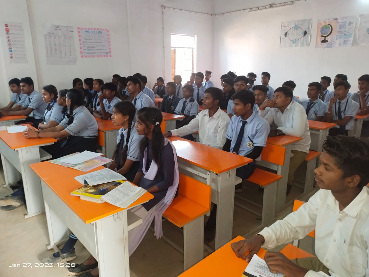 नेहरू युवा केंद्र द्वारा लैलूंगा के स्वामी आत्मानंद स्कूल एवं हाई सेकंडरी स्कूल के छात्रों का सघन स्वयंसेवक नामांकन का कार्यक्रम किया गया।