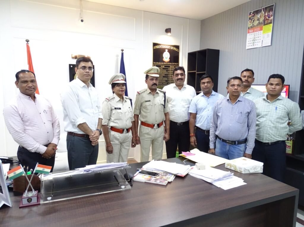 जिले में 02 प्रधान आरक्षक पदोन्नत होकर बने सहायक उप निरीक्षक