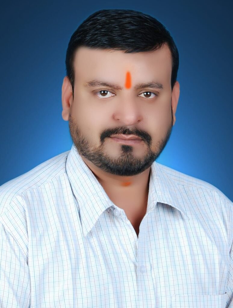 पवन तिवारी उपाध्यक्ष भाजपा मंडल बीरगांव ने कांग्रेस नेताओं को प्रेस विज्ञप्ति जारी कर सन्देश दिये गए हैं।