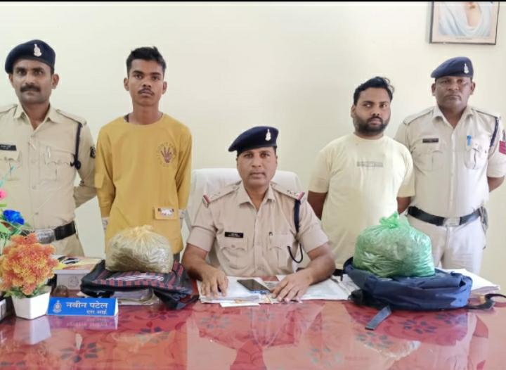 गांजा बिक्री करने हेतु ग्राहक तलाशते दो आरोपी जेल दाखिल