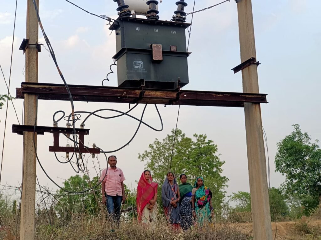 ओनवा में बिजली की व्यवस्था सुचारु रुप से चालू हुई ।