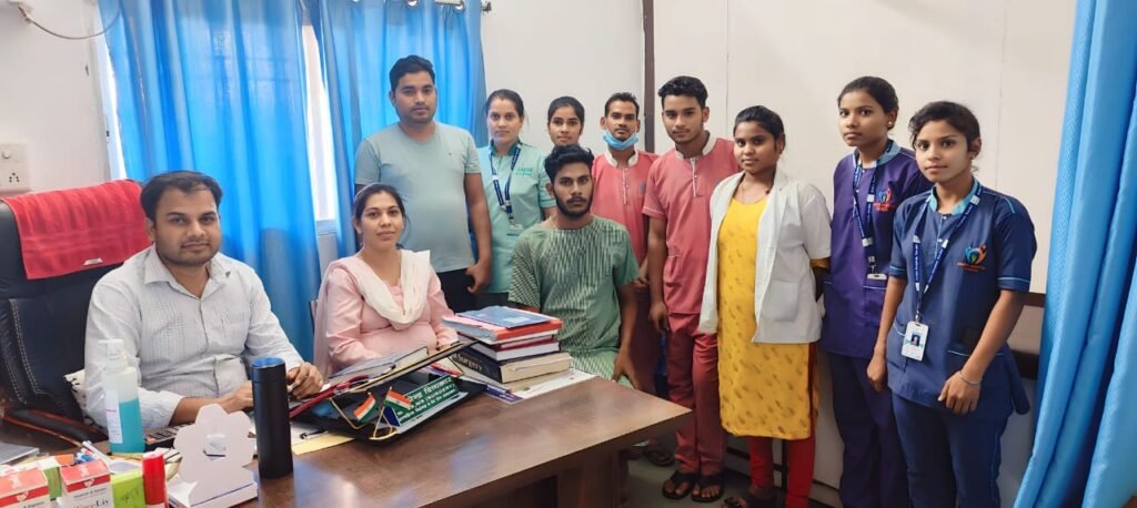 एम एस डॉ सुरेंद्र दिव्याकर के नेतृत्व में एक और पेट के मरीज का सफल ऑपरेशन, पीड़ित ने डॉ एवं उनके टीम के प्रति जताया आभार।।