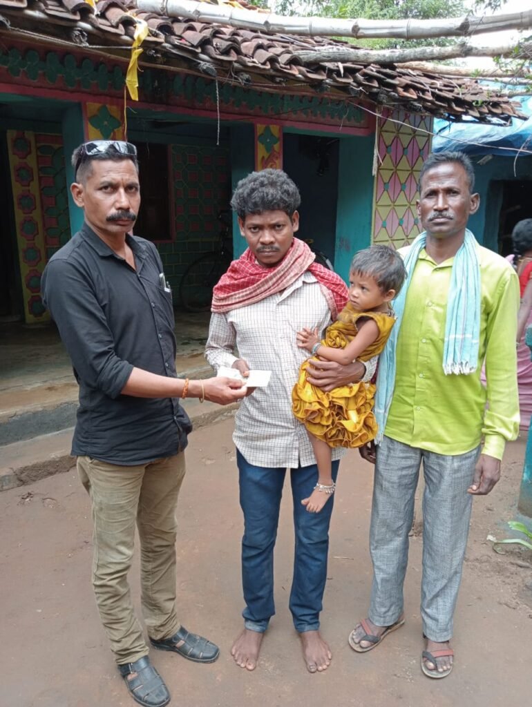 सोते हुए नन्हे बच्चे पे तेंदुआ ने किया हमला