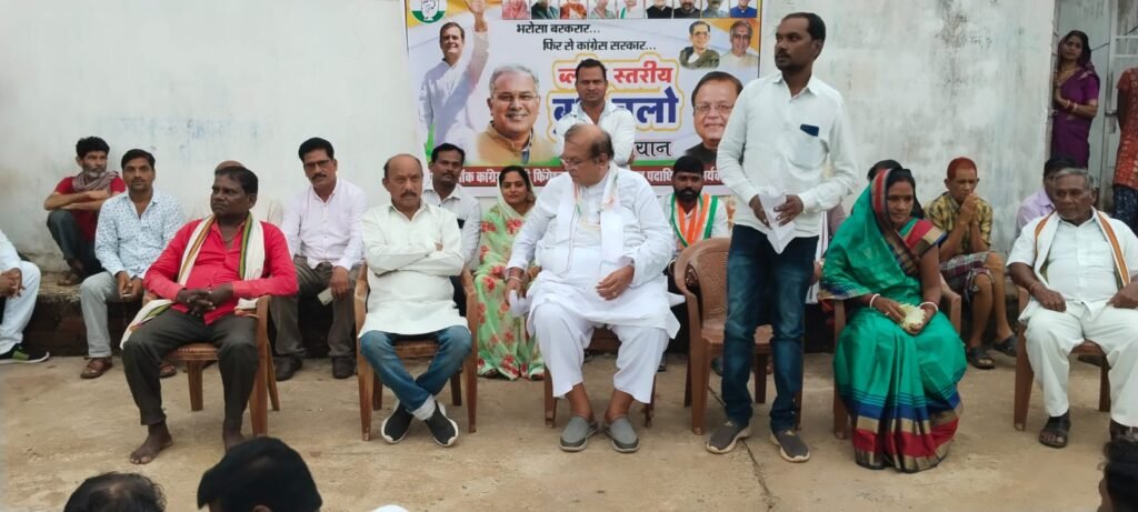 ब्लॉक स्तरीय बुथ चलो अभियान में शामिल हुए क्षेत्रीय विधायक अमितेश शुक्ला