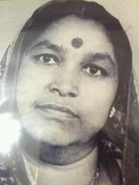 कुमारी देवी चौबे की जीवनी लेख