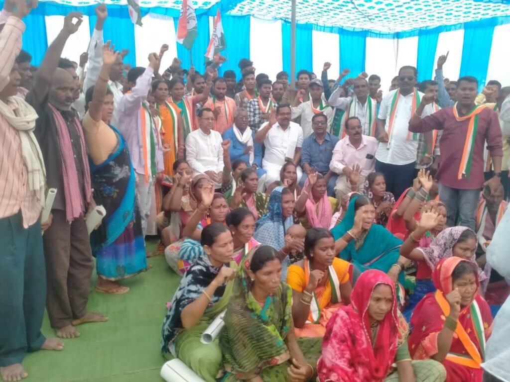 राष्ट्रीय कांग्रेस पार्टी का सरोना जोन स्तर कार्यकर्ता सम्मेलन छिदं खड़क में संसदीय सचिव एवं विधायक शिशुपाल शोरी के स्वागत में पूरा गांव उमड़ा विधायक ने चुनाव तैयारी की समीक्षा की