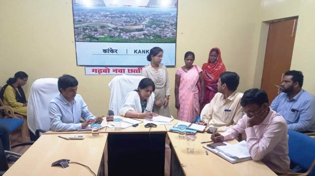 ई-जनचौपाल में 78 आवेदन प्राप्त, निराकरण हेतु अधिकारियों को दिये निर्देश