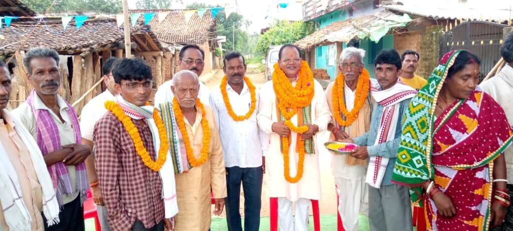 केन्द्र शासन की योजनाओं को लोगों तक पहुंचा रहे हैं अ.ज.जा मार्च प्रदेश उपाध्यक्ष – भागीरथी मांझी