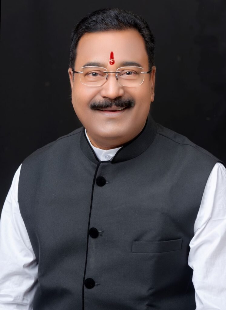 पारंपरिक कामों को बढ़ावा देने पीएम विश्वकर्मा योजना प्रारंभ की जा रही-बोधन राम साहू