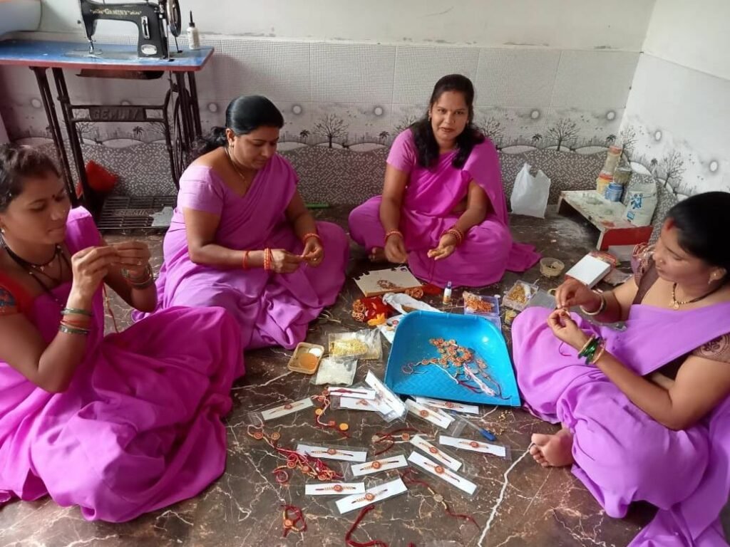 जिले की स्व सहायता समूह की महिलाओं ने किया कमाल,