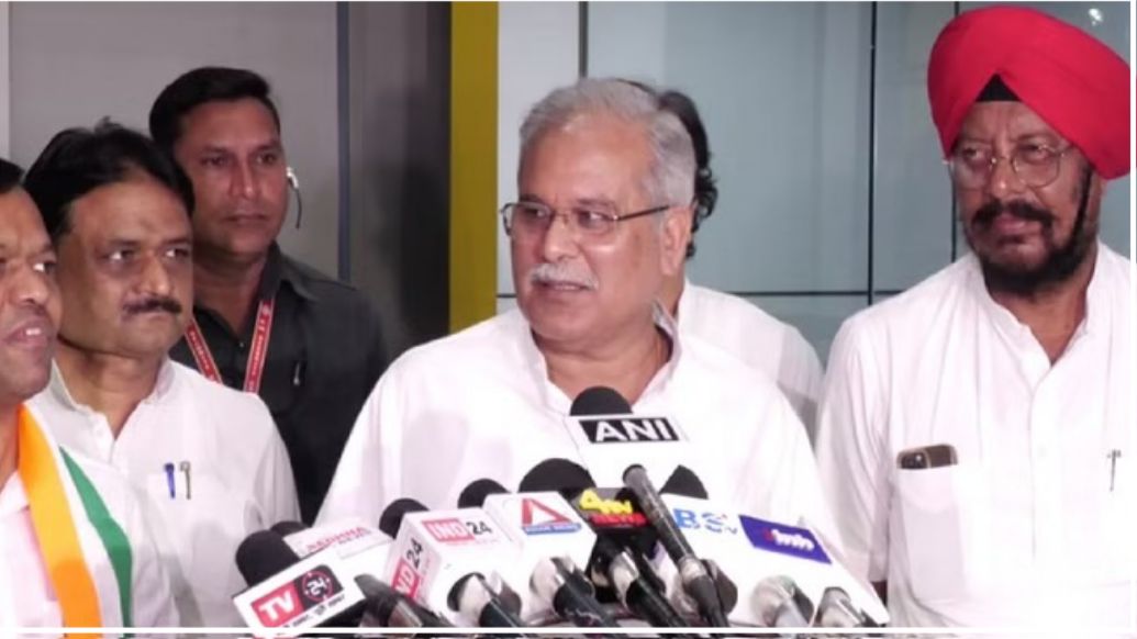 मुख्यमंत्री भूपेश बघेल का बड़ा आरोप, चार्टेड प्लेन से आ रही चुनावी फंडिंग, सीआरपीएफ की गाड़ियों की चेकिंग कही बात