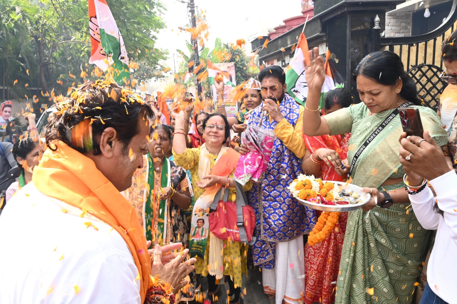पन्द्रह साल बेहाल कांग्रेस के पाँच साल में जनता खुशहाल –  विकास उपाध्याय