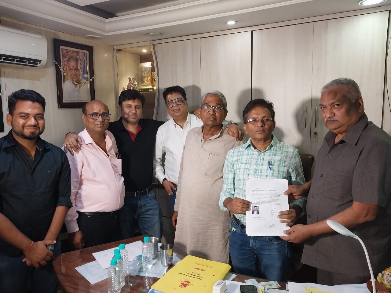 छत्तीसगढ़ प्रदेश राइस मिलर्स एसोसिएशन का चुनाव परमानंद जैन ने अध्यक्ष पद का नामांकन भरकर दावेदारी की प्रस्तुत