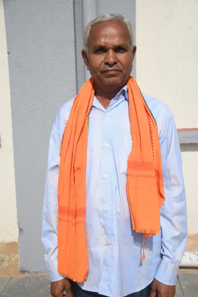 रायपुर : किसान बिंदेश्वर योगेश्वर धान की बोनस राशि का उपयोग जरूरी काम को पूरा करने के लिए करेंगे