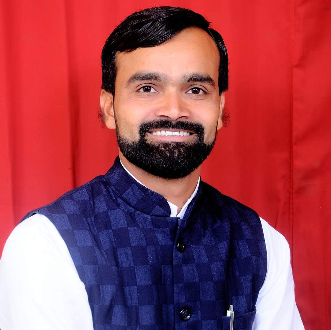 नया परिवहन क़ानून लादकर देशवासियों को परेशानी की आग में झोंक रही मोदी सरकार – संजय नेताम