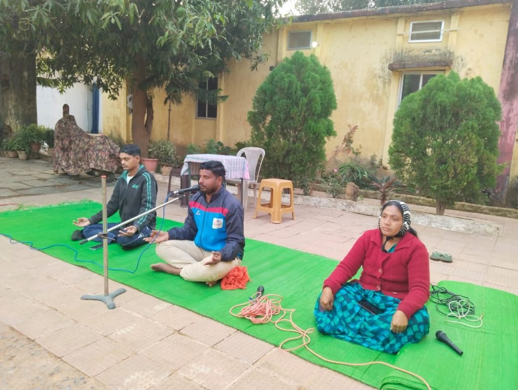 ऊषापान से करना चाहिए दिन की शुरुवात – योगाचार्य