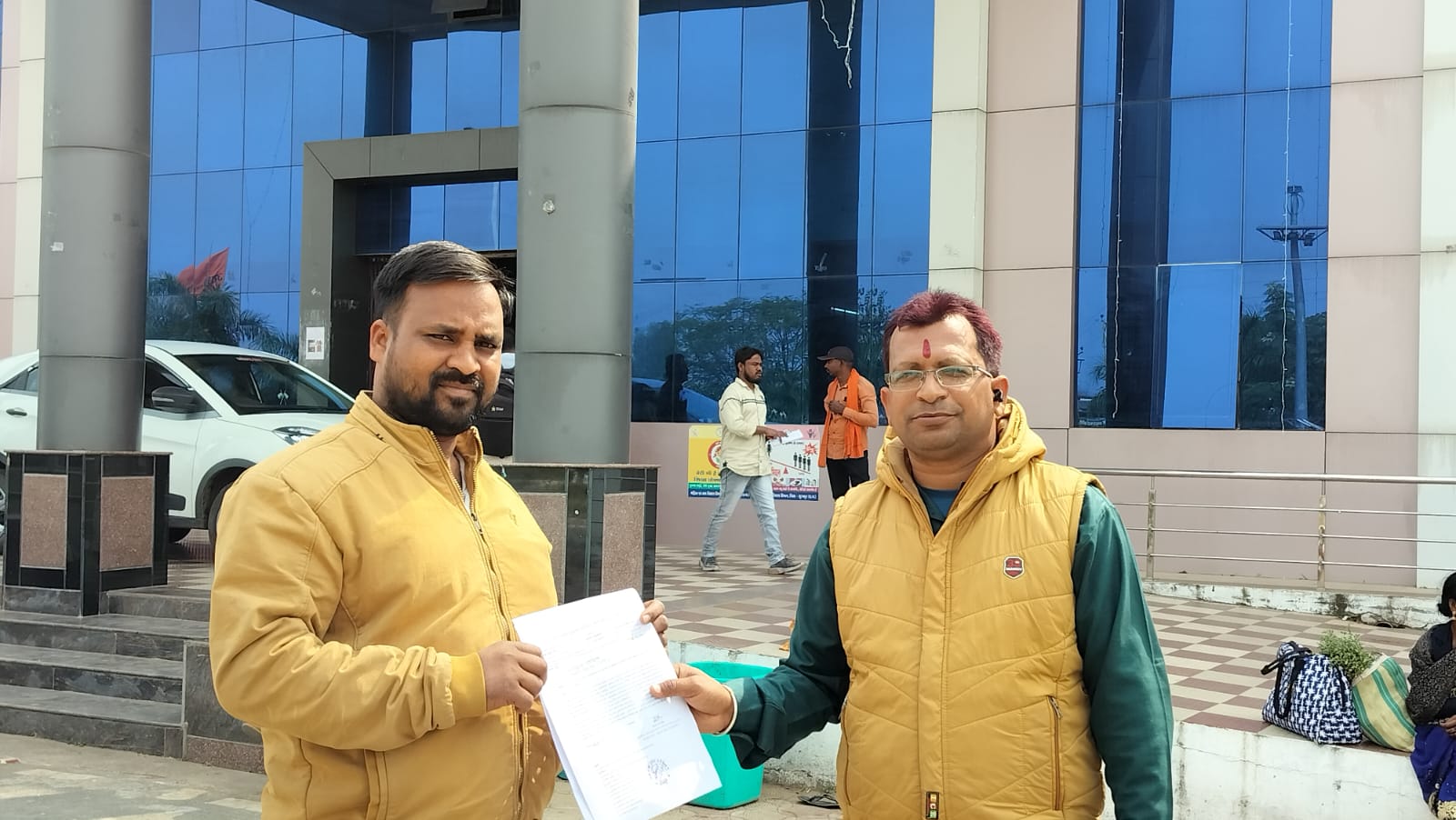 एसईसीएल भटगांव क्षेत्र के समस्त कोल ट्रांसपोर्ट को बाधित कर की जायेगी अनिश्चित कालीन चक्का जाम कर प्रदर्शन।