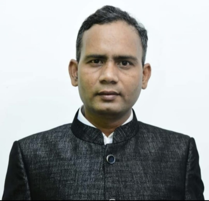प्रधानमंत्री मोदी का 5 प्रतिशत गरीब होने का आंकड़ा झूठा और भ्रामक