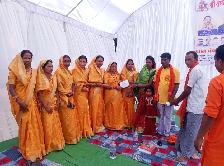 मुकुन्दपुर में  संभाग स्तरीय श्री रामचरितमानस गायन वादन प्रतियोगिता सम्पन्न।