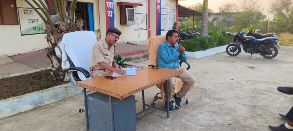 हुडदंगियों पर गिधौरी थाना पैरी नजर रखेगी .