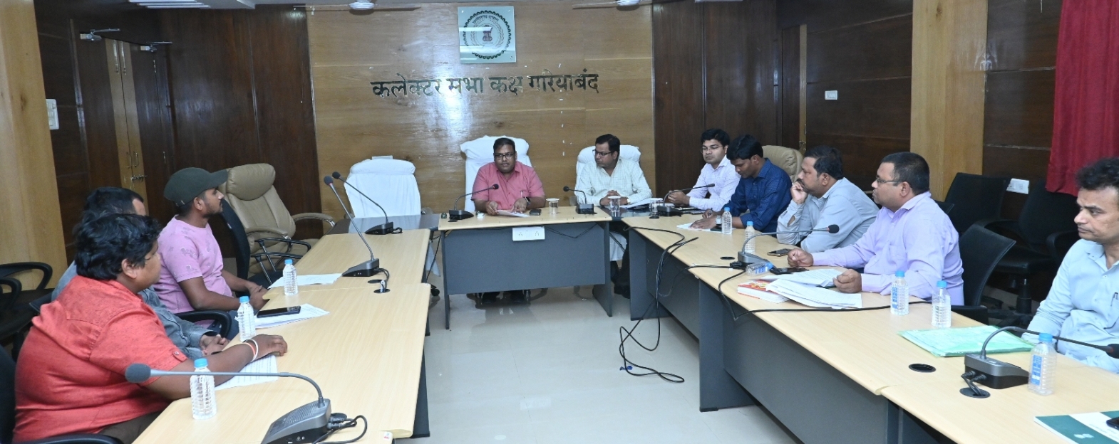 मुद्रित व प्रकाशित सामग्री की जानकारी जिला कार्यालय में अनिवार्य रूप से उपलब्ध कराये