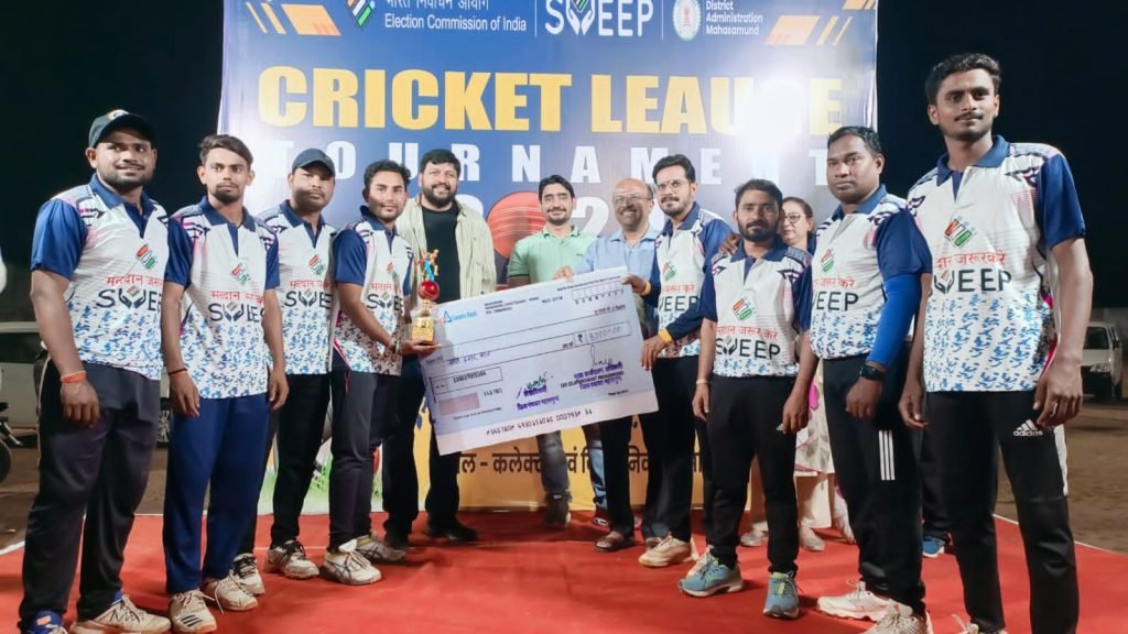 छत्तीसगढ़ (दिव्यांग) व्हील चेयर क्रिकेट खिलाड़ियों ने दिया मतदान ज़रूर करने का संदेश