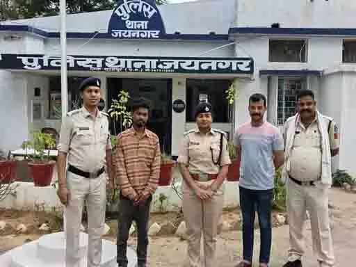कलयुगी बेटा ने पिता की हत्या कर पुलिस को सड़क एक्सीडेंट गुमराह किया , अंत में हुई बेटा गिरफ्तार