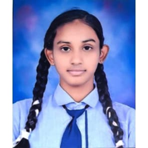 स्वामी आत्मानंद अंग्रेजी विद्यालय फिंगेश्वर की छात्रा कु.दीपाली डहरिया कक्षा 10 वीं में प्रथम स्थान