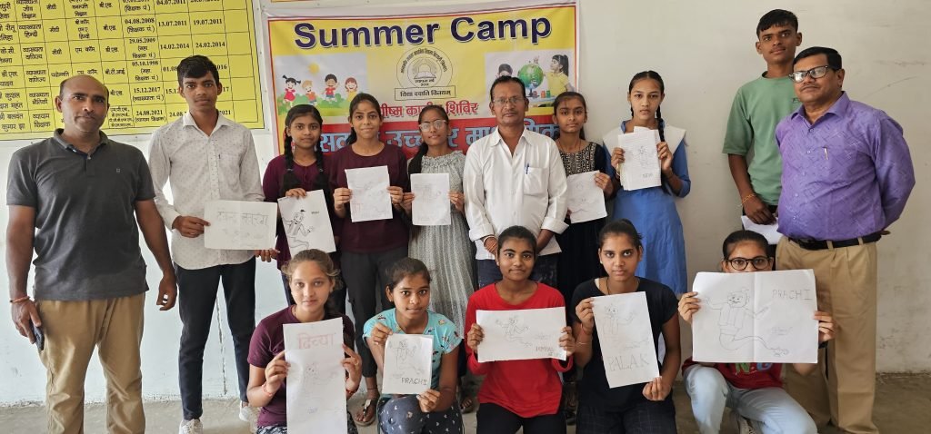 बिटकुली में समर कैंप- बच्चो की प्रतिभा को लग रहे पंख