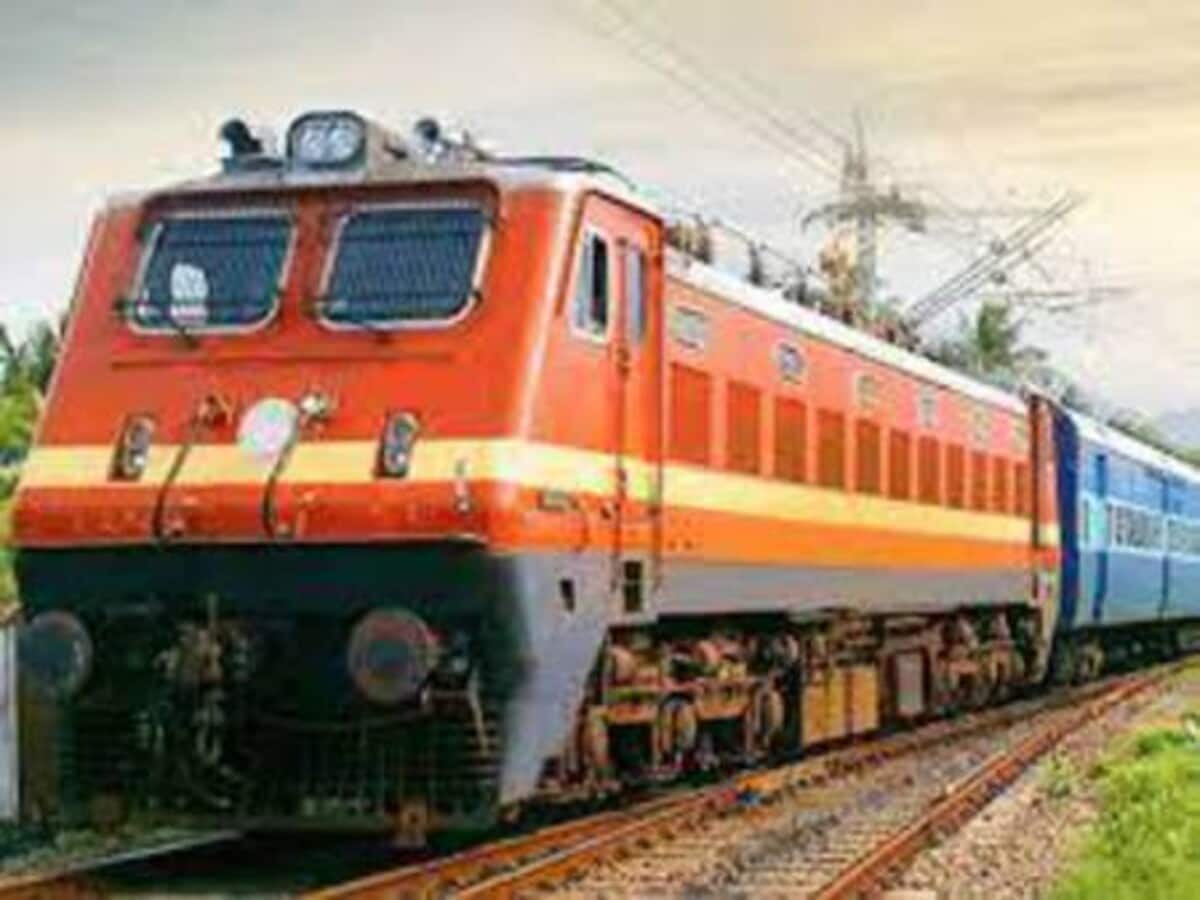दक्षिण पूर्व मध्य रेलवे, मुख्यालय में ऑन लाइन संरक्षा सेमिनार आयोजित ।