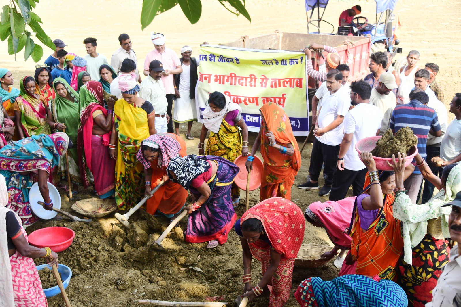 जनभागीदारी से जिले में शुरु हुआ तालाबों का गहरीकरण अभियान