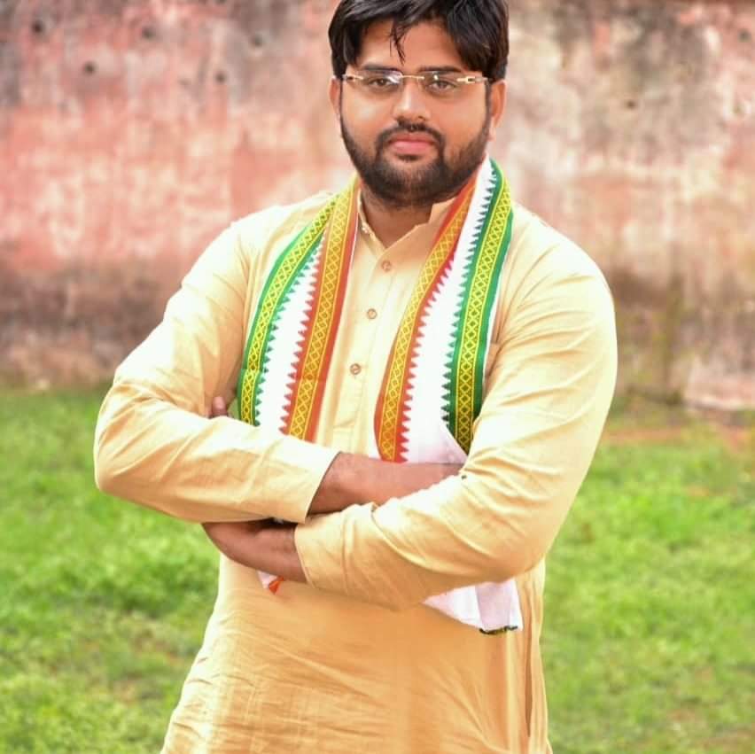 डोंगरगांव स्वास्थ्य केंद्र के जीवनदीप समिति मे विधायक प्रतिनिधि चुने गये सद्दाम खत्री