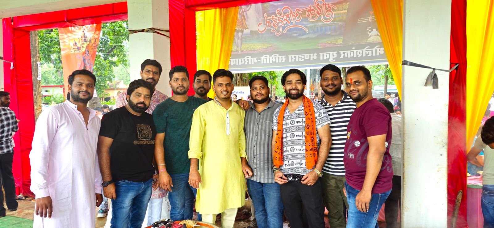 भूतेश्वरनाथ में उमड़े श्रद्धालुः मनोहारी वेशभूषा में कांवड़िये भगवान भोलेनाथ के जलाभिषेक करने पहुँचे, श्री भोले शंकर युवा समिति द्वारा विशाल भंडारे का आयोजन हजारों श्रद्धालुओं ने किया प्रसाद ग्रहण