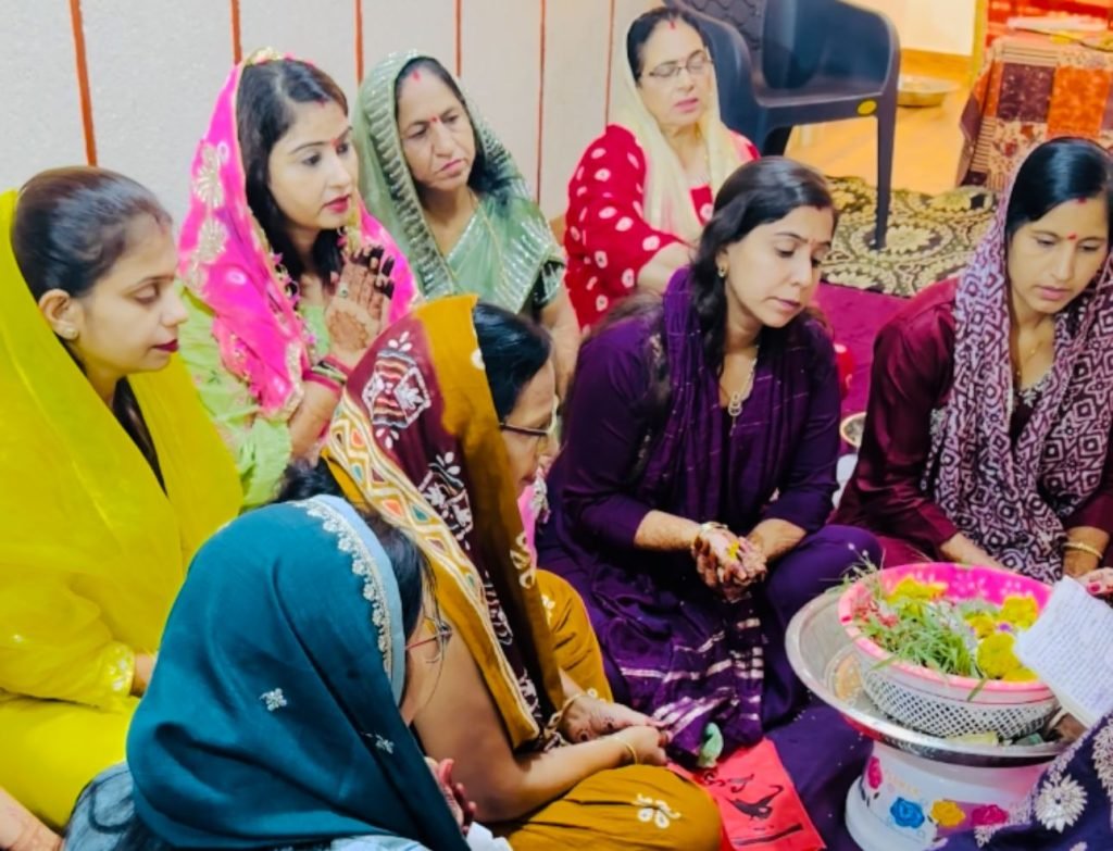 कजरी तीज की पूजा कर महिलाओं ने प्राप्त किया अखंड सौभाग्य का आशीर्वाद