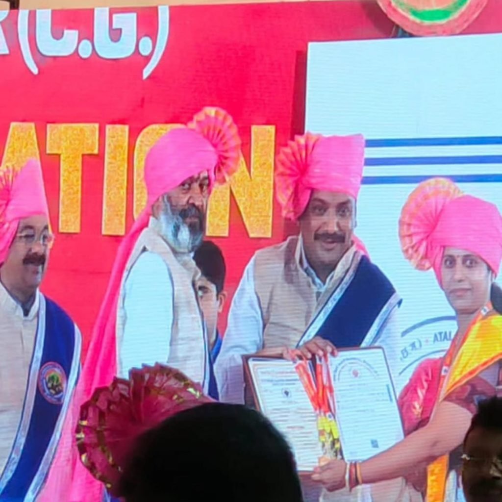 एएसपी दीपमाला कश्यप हुई गोल्ड मेडल से सम्मानित