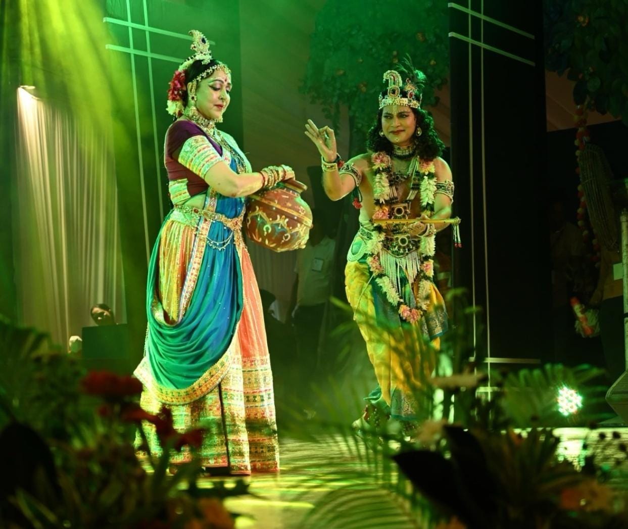 फिल्मों में परोसी जा रही अश्लीलता पर लगाम लगाने की जरूरत – ड्रीमगर्ल हेमामालिनी