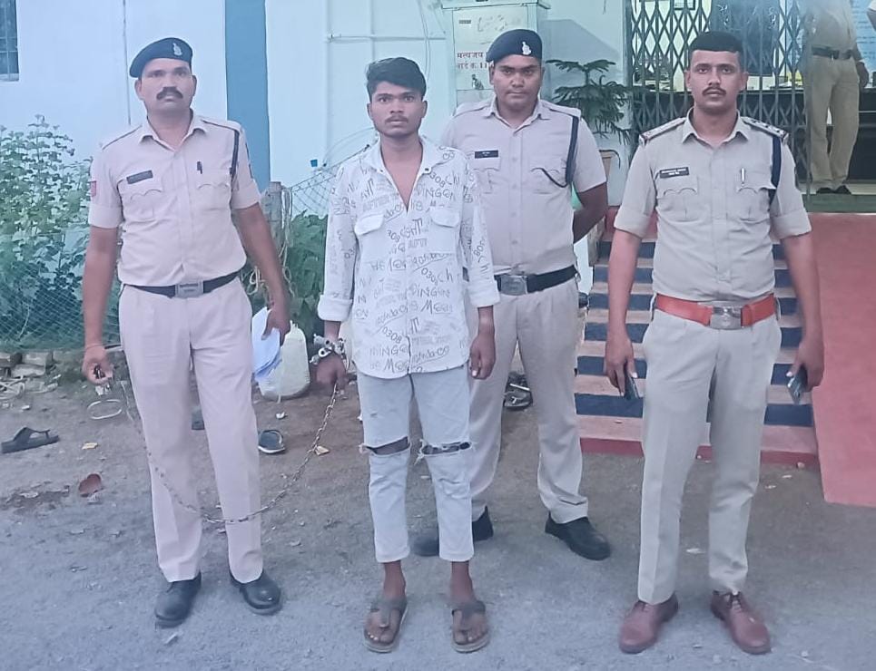 हत्या की घटना में शामिल एक अपचारी बालक सहित फरार दो आरोपी जेल दाखिल