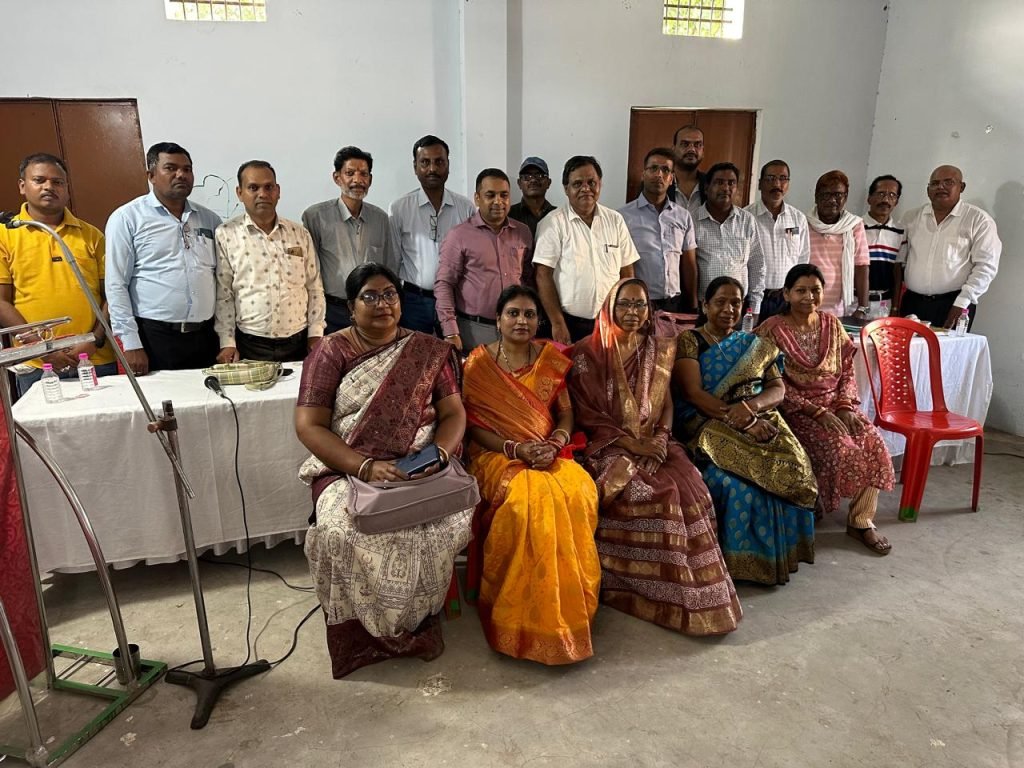 छ ग यादव शासकीय सेवक सहकारी साख समिति का गठन ,सुरेश यादव बने अध्यक्ष